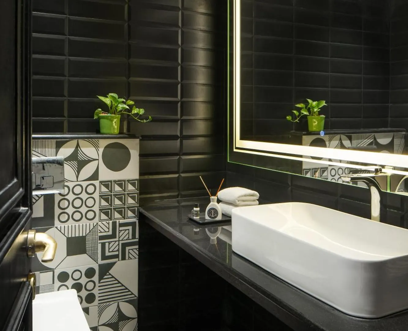 **** Hotel The Aldott Cyber City Gurgaon India